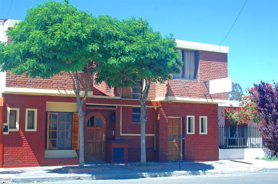 Hostel El Agora Trelew Exterior foto